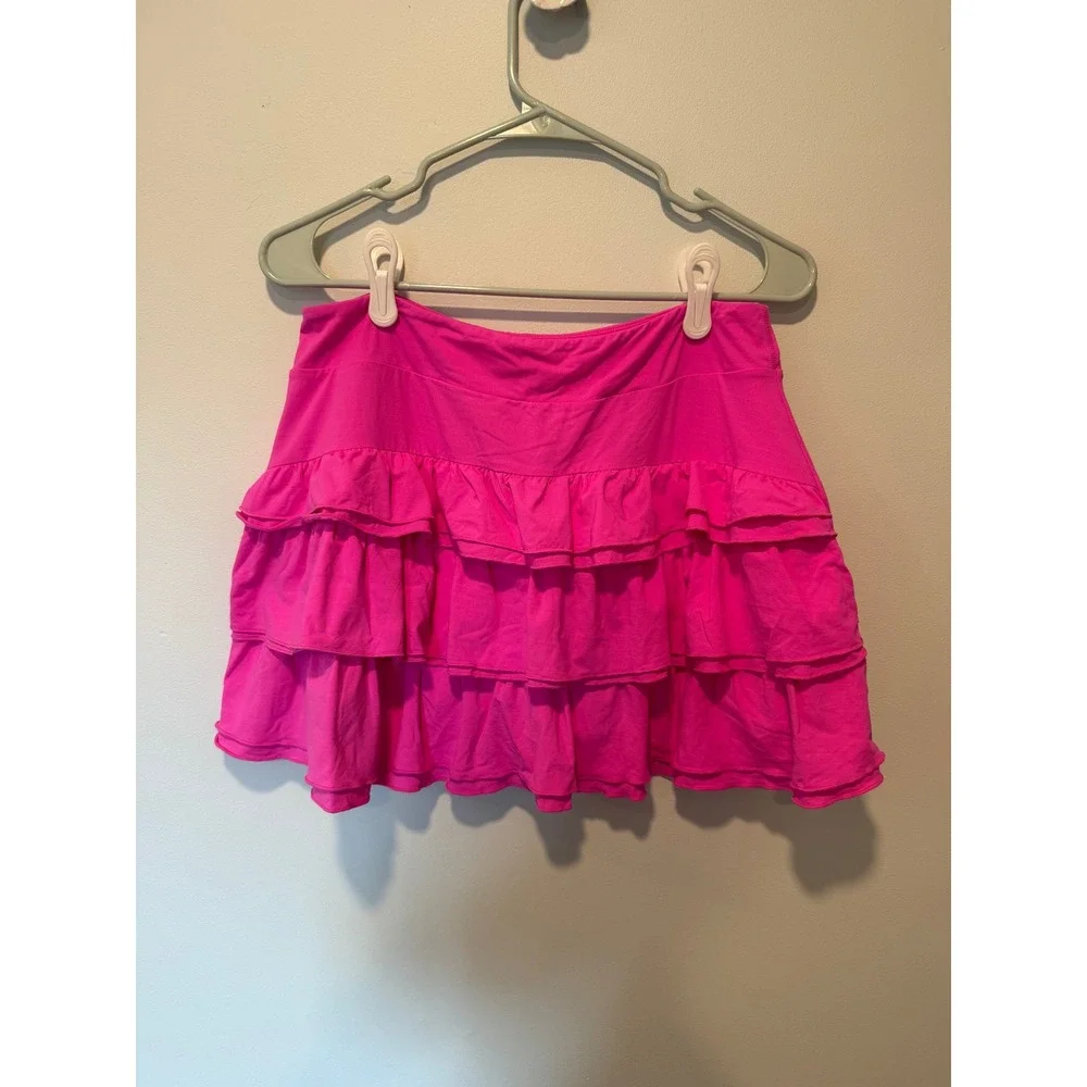 Lilly Pulitzer Luxletic Emalee Meryl Nylon Skort Pink UPF 50 Ruffle Large 29516